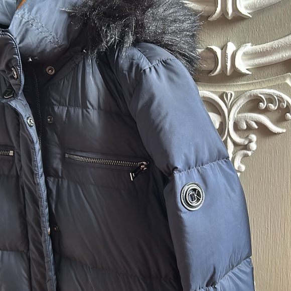 Calvin Klein Down filled Parka for women. - Picture 3 of 7
